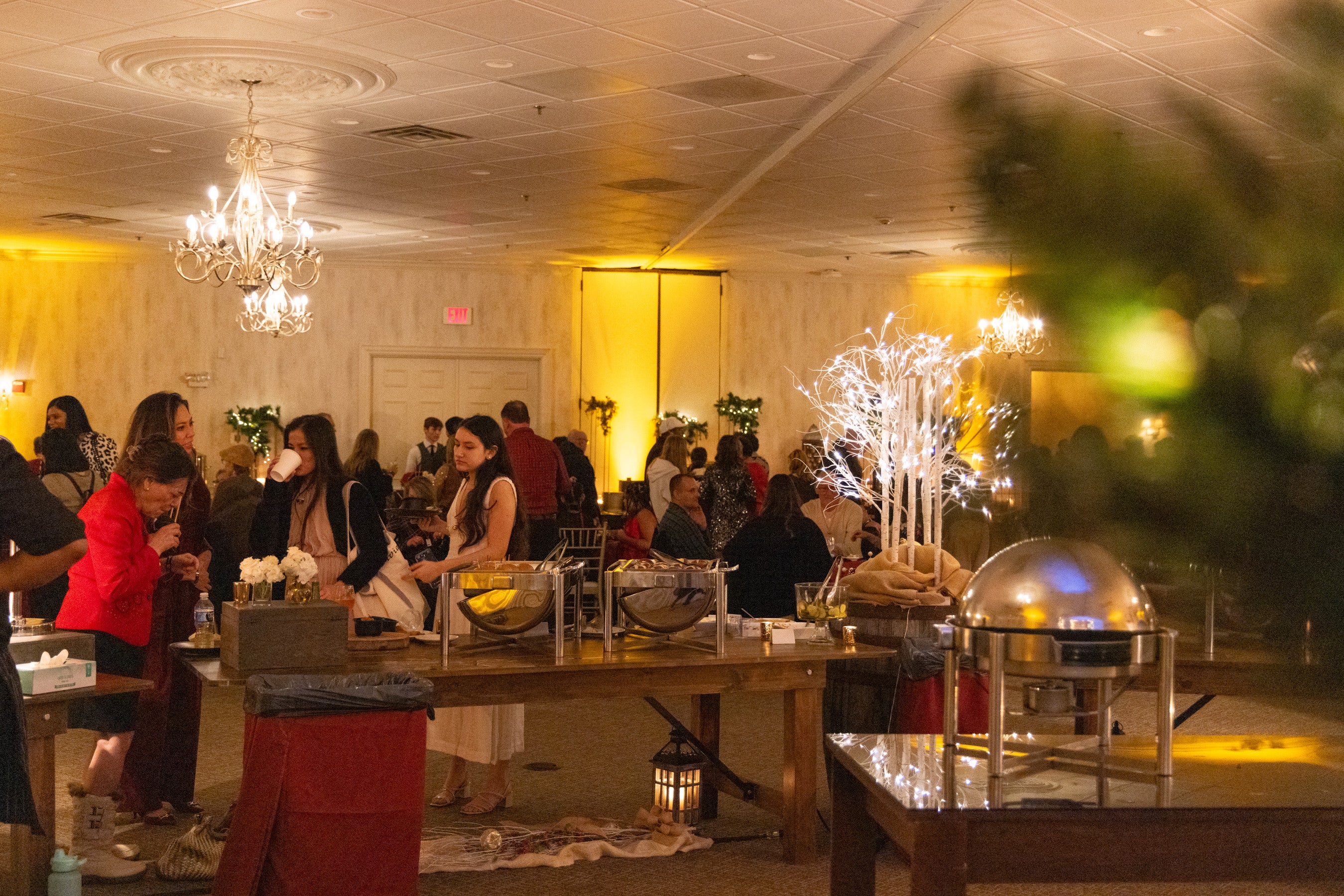 Guests in Diamond Cocktail Room.