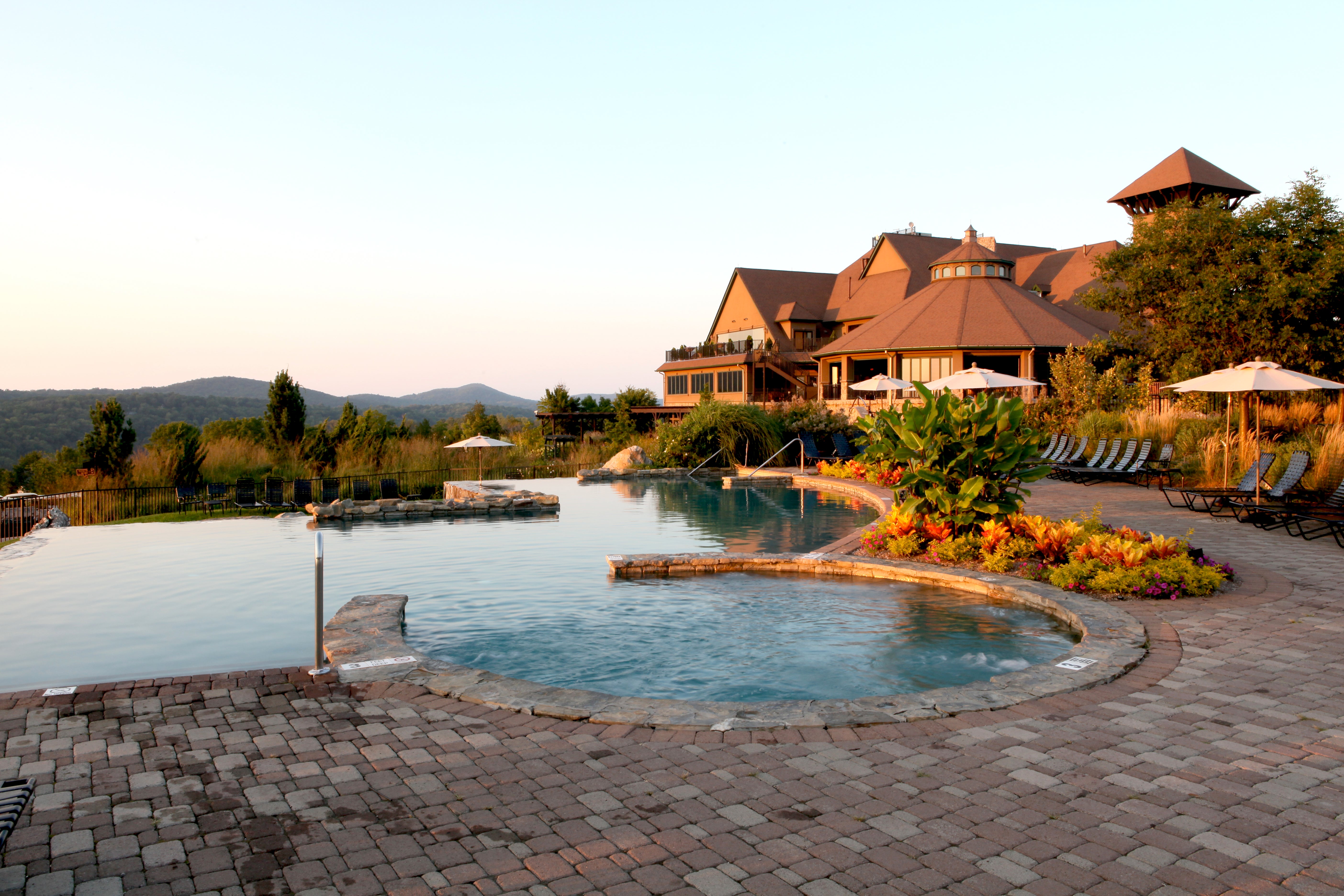 Vista 180 pool shot.