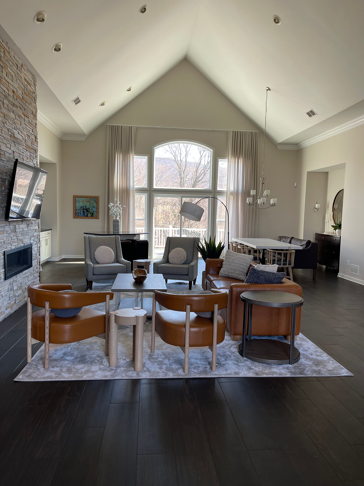 Grand Villa Living Room