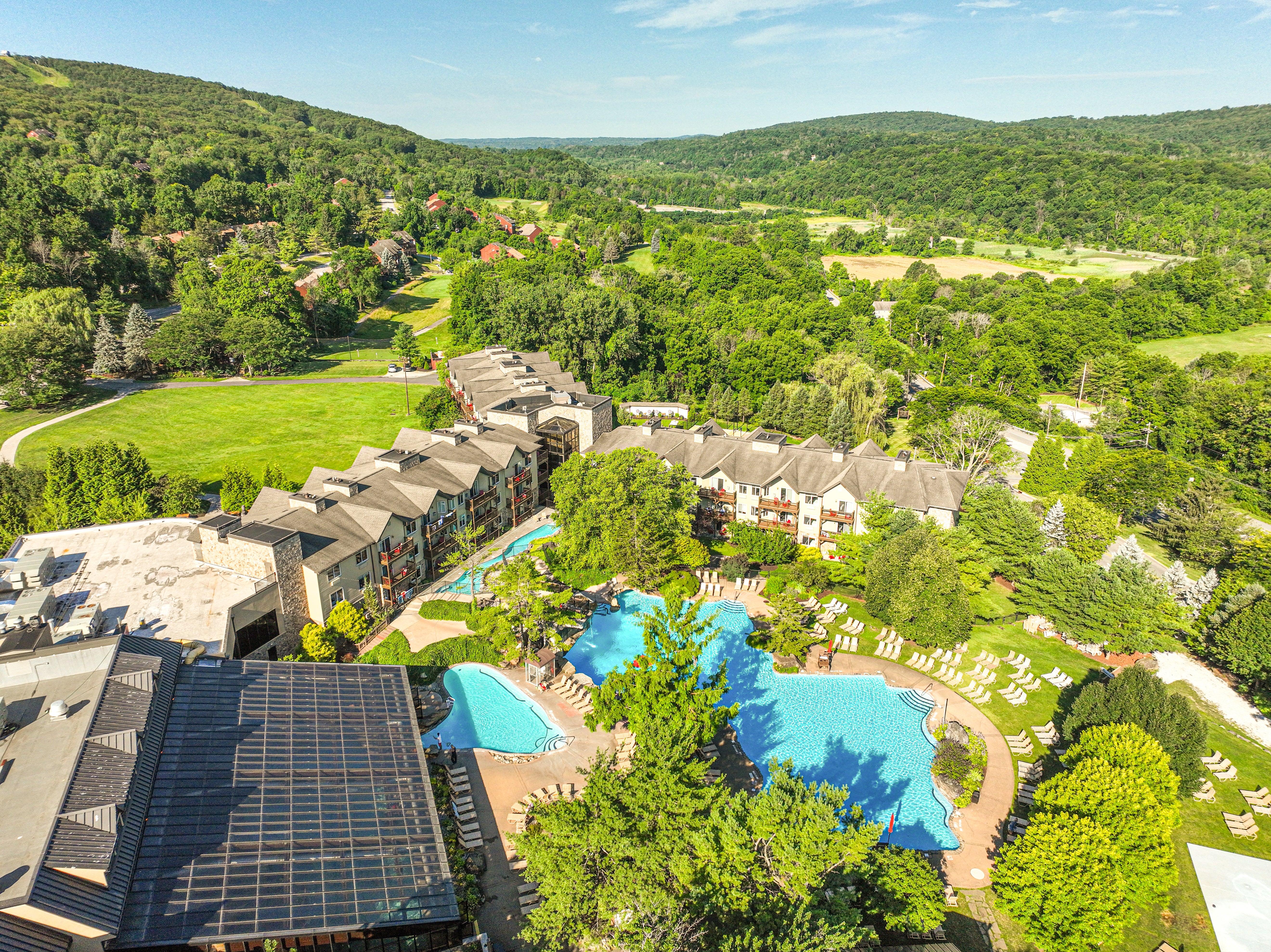 Minerals Hotel aerial view during summer
