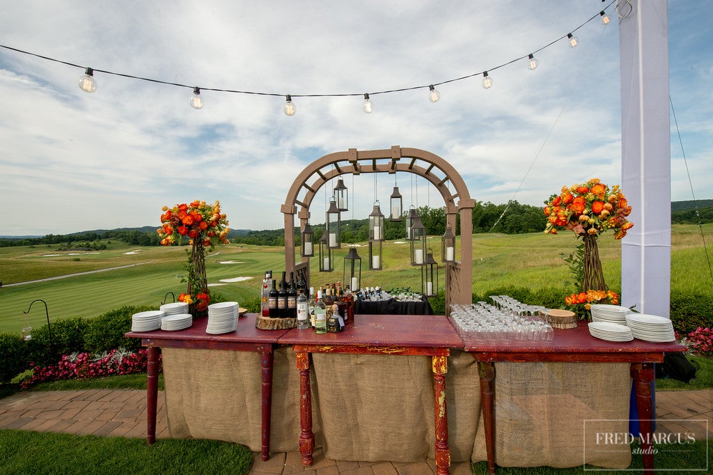 Cocktail station at Ballyowen Golf Club
