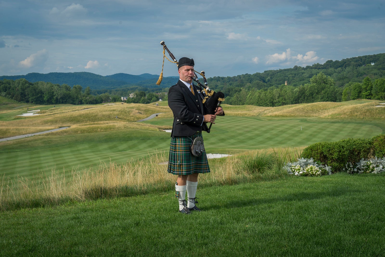 Ballyowen Bagpiper