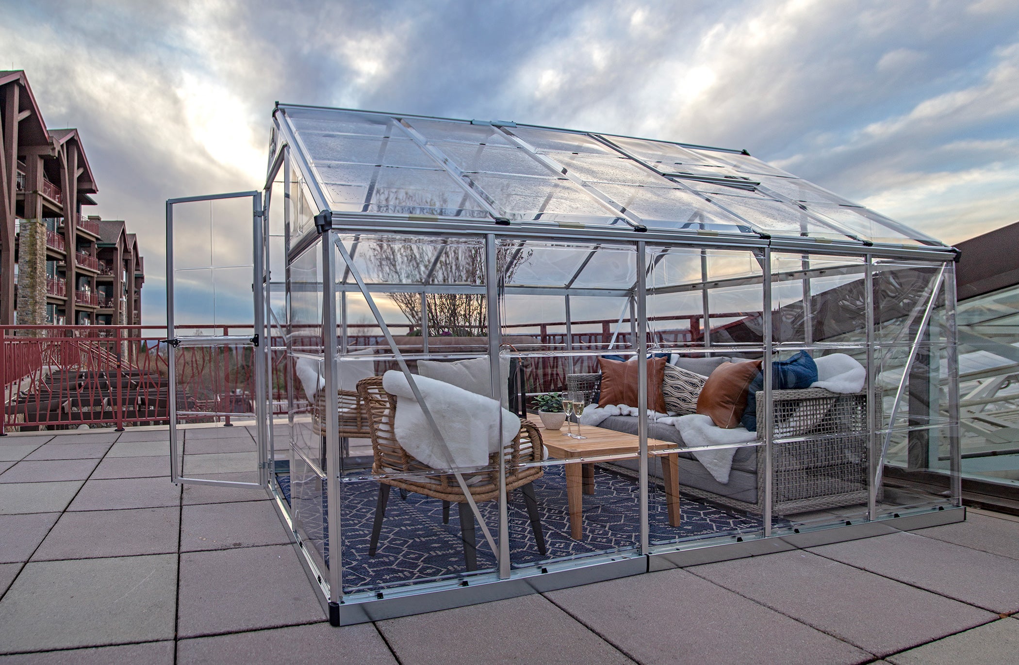 Outdoor Champagne Chalet 