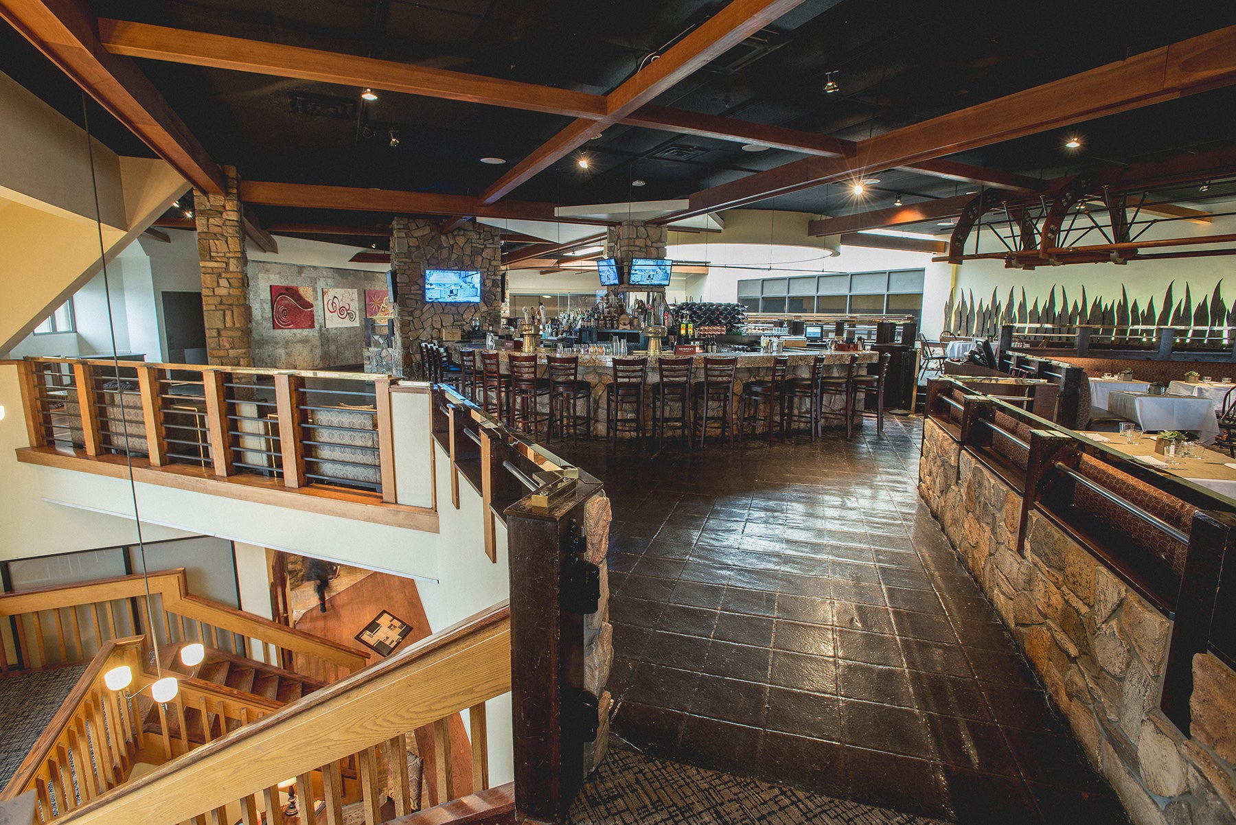 Overview of indoor bar and dining at Kites Restaurant at Crystal Springs Resort