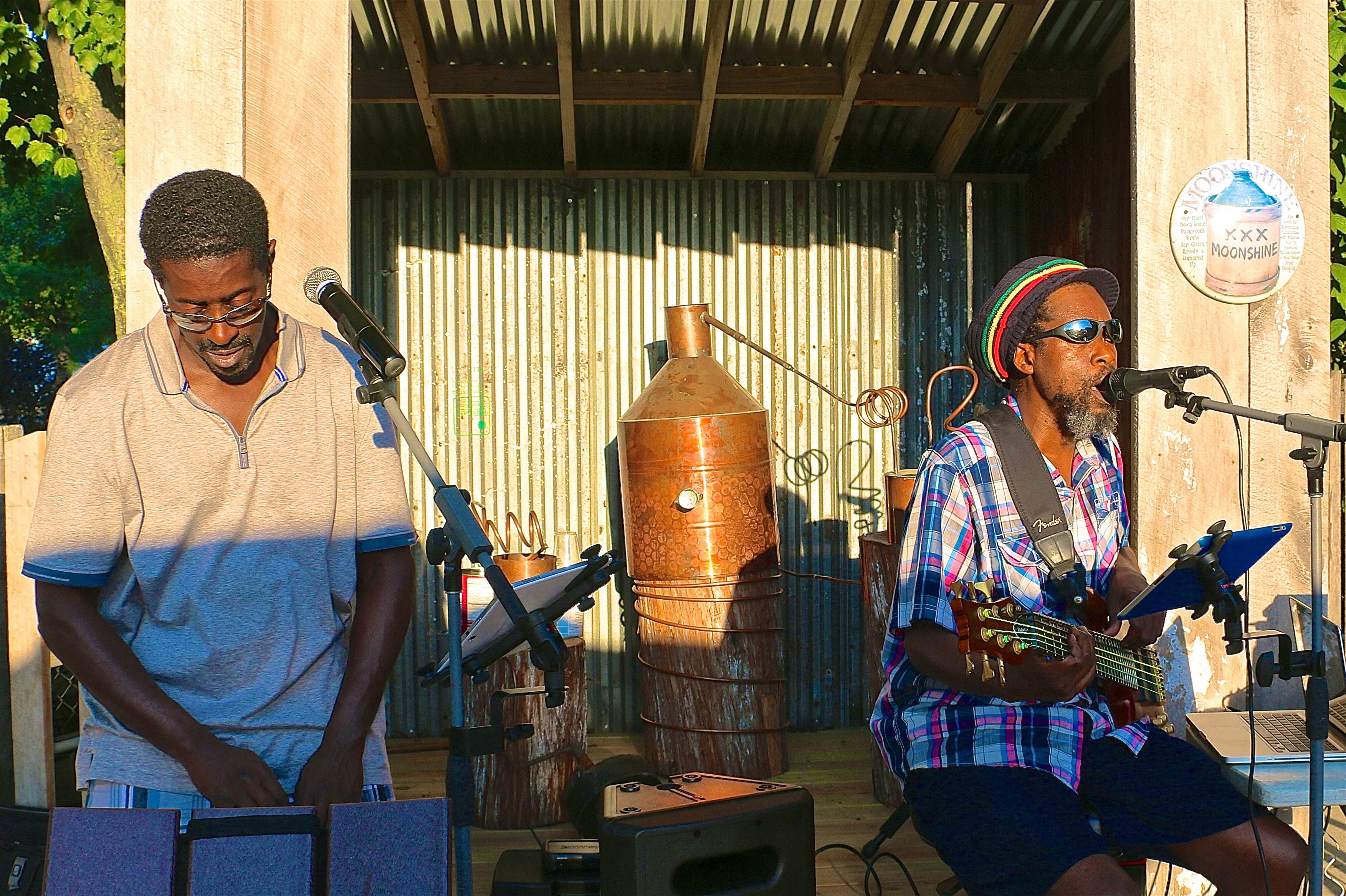 Live music at Moonshine + The Farmstand