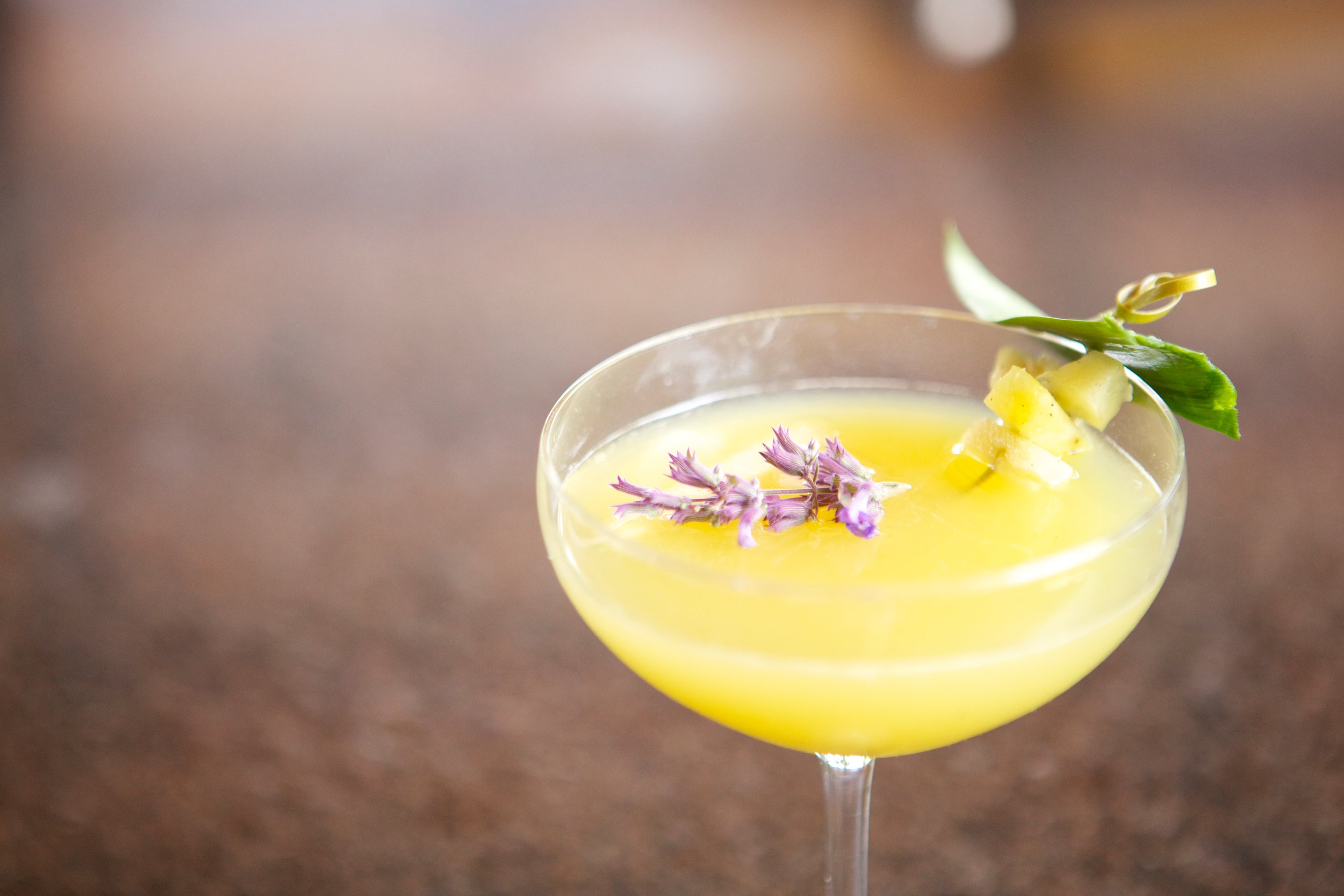 Chef's Garden Floral &amp; Yellow Libation