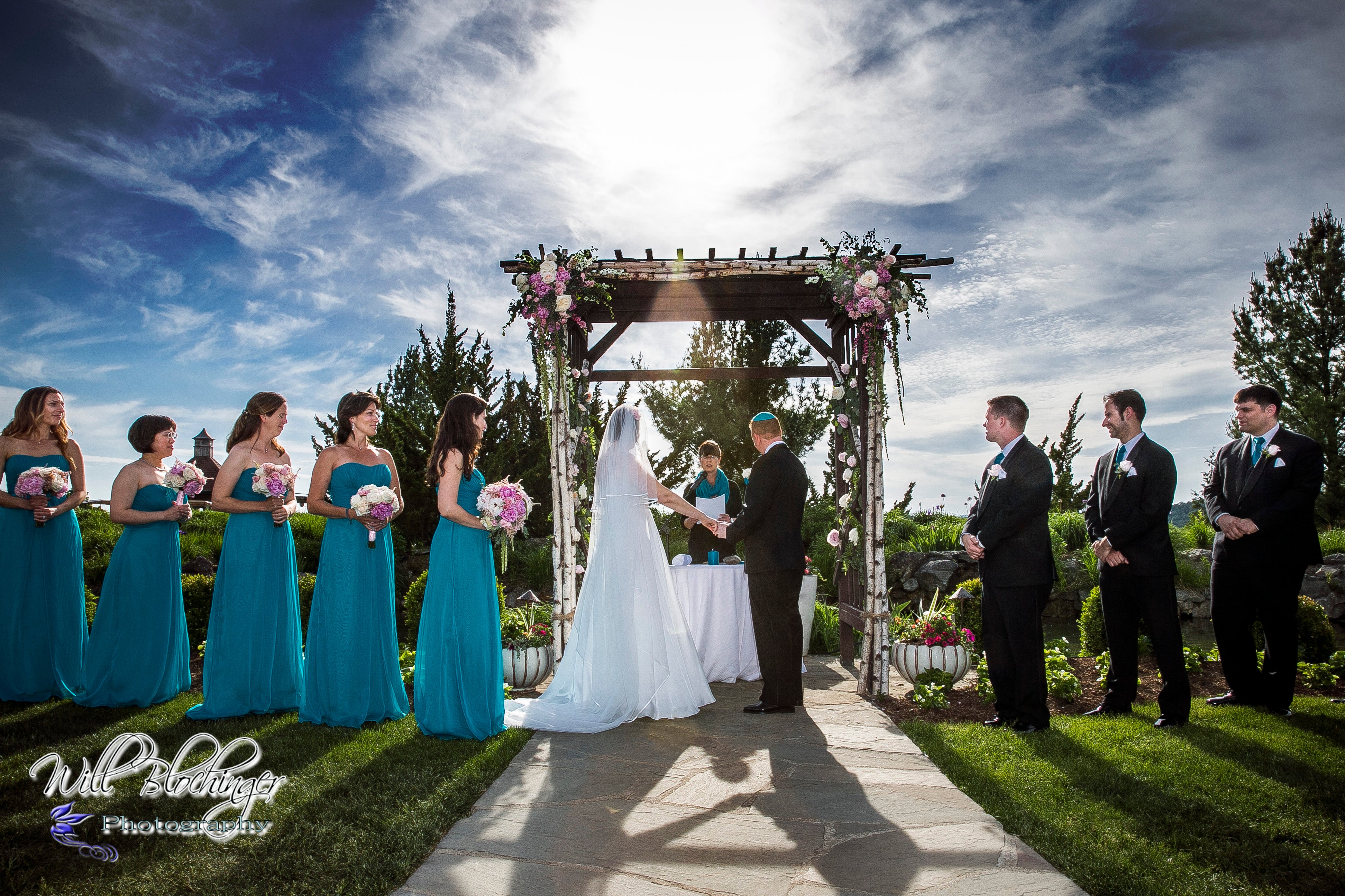 Jewish wedding ceremony at Crystal Springs Resort