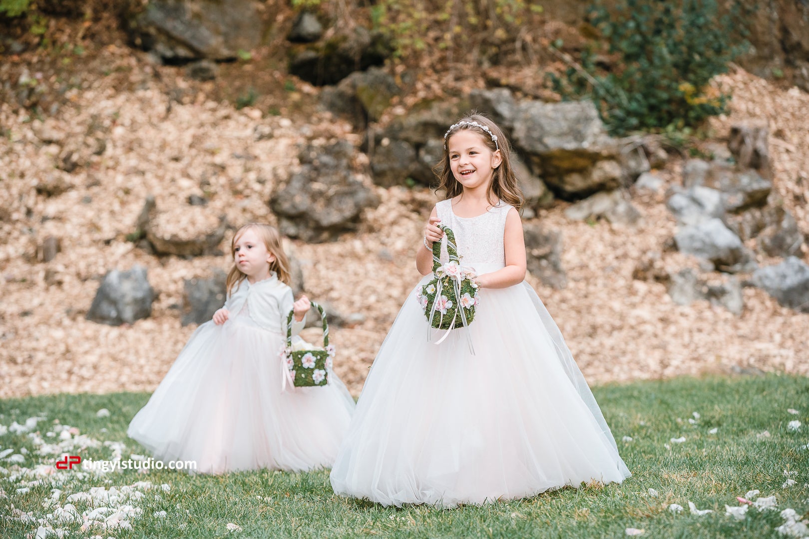 Flower girls at the Quarry