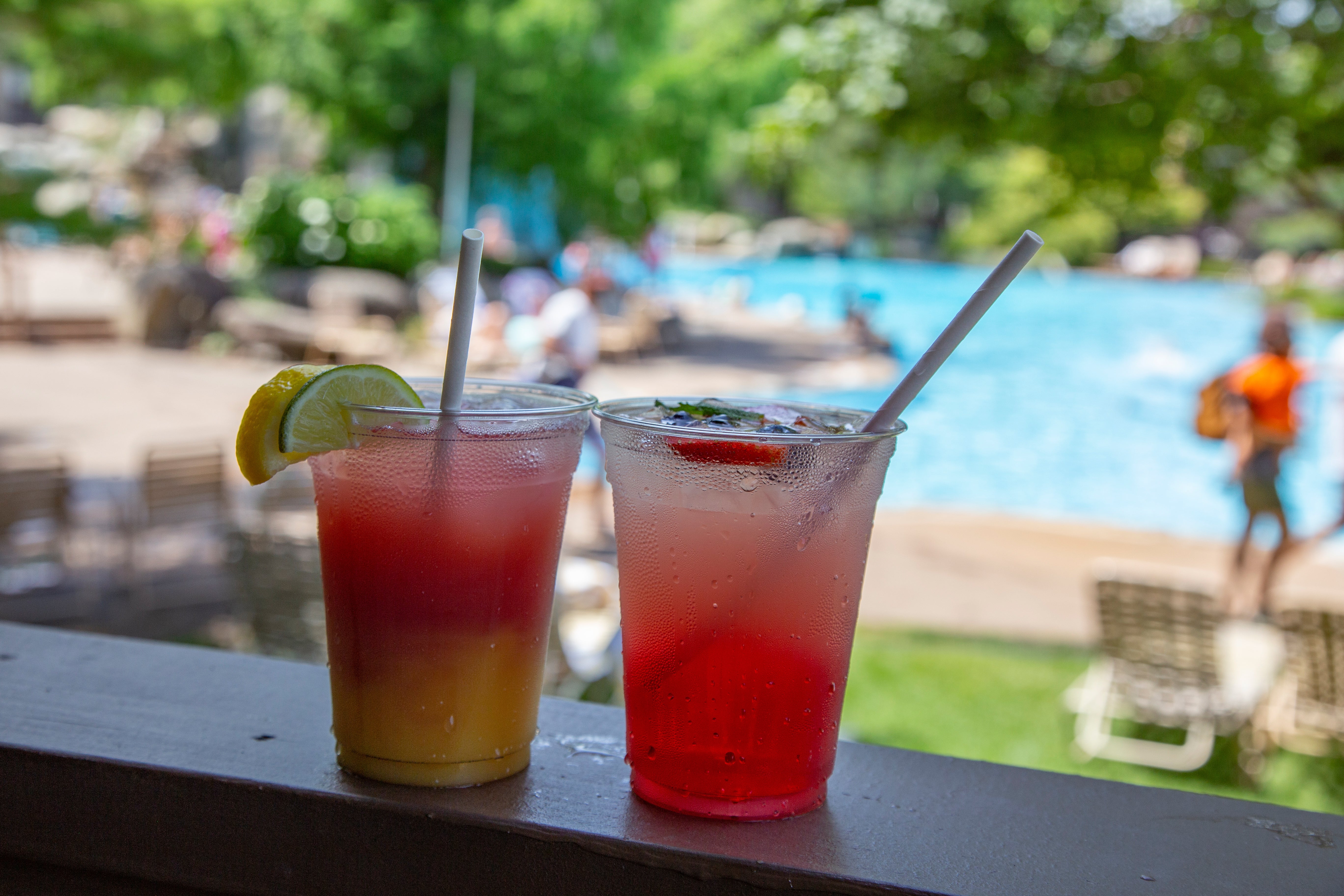 Cocktails by the pool at Minerals Hotel in NJ