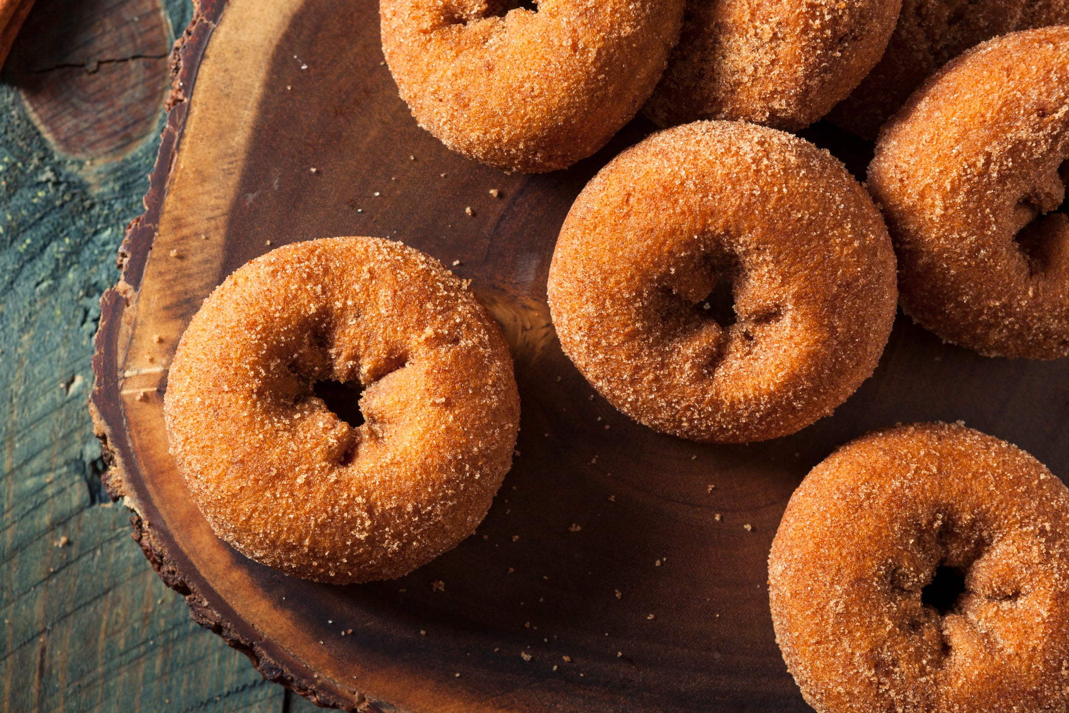 Apple cider doughnuts