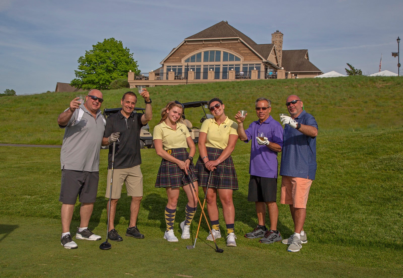 Group of people enjoying Hickory and Scotch outing at Ballyowen Golf Club