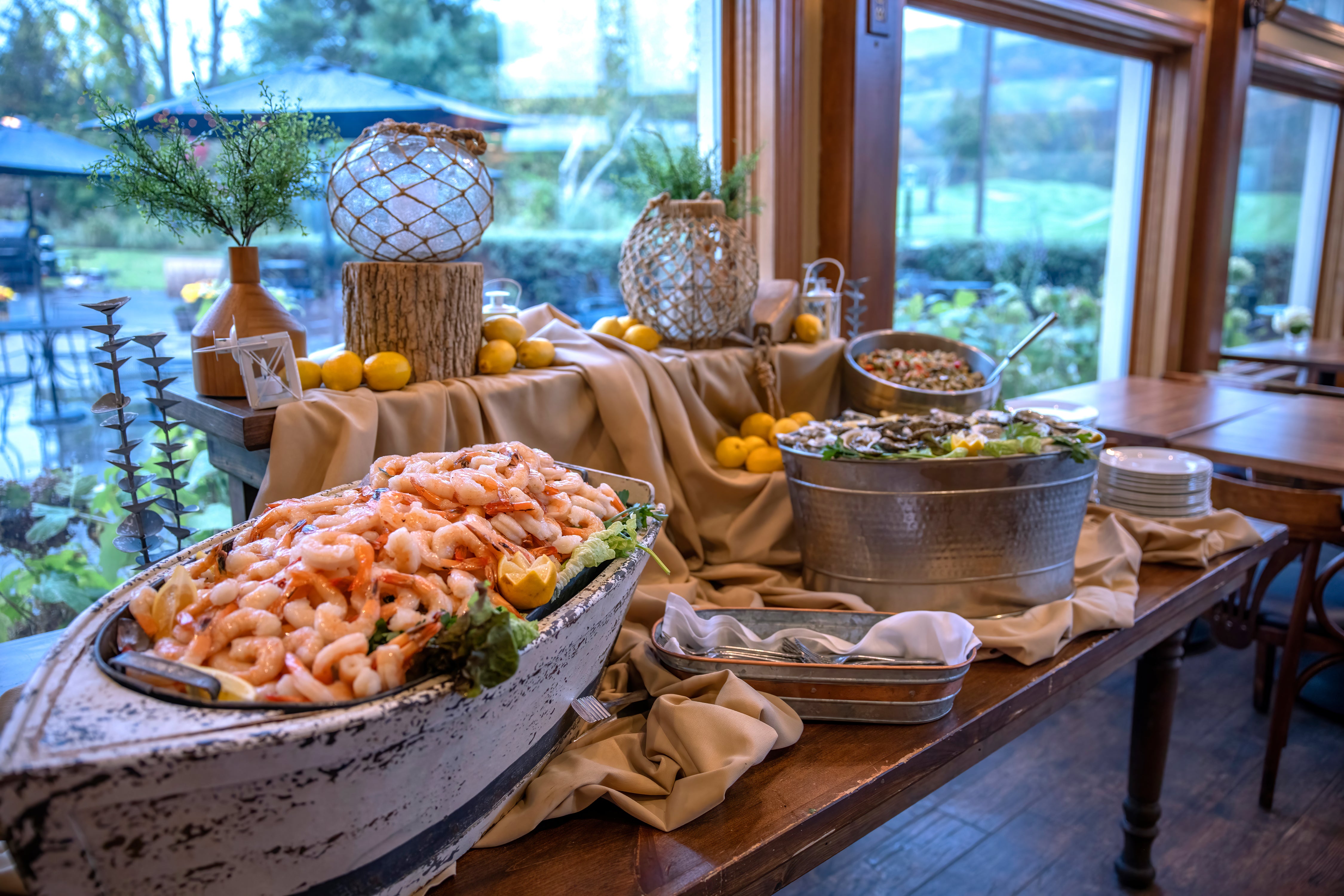 Seafood buffet at Black Bear cocktail hour