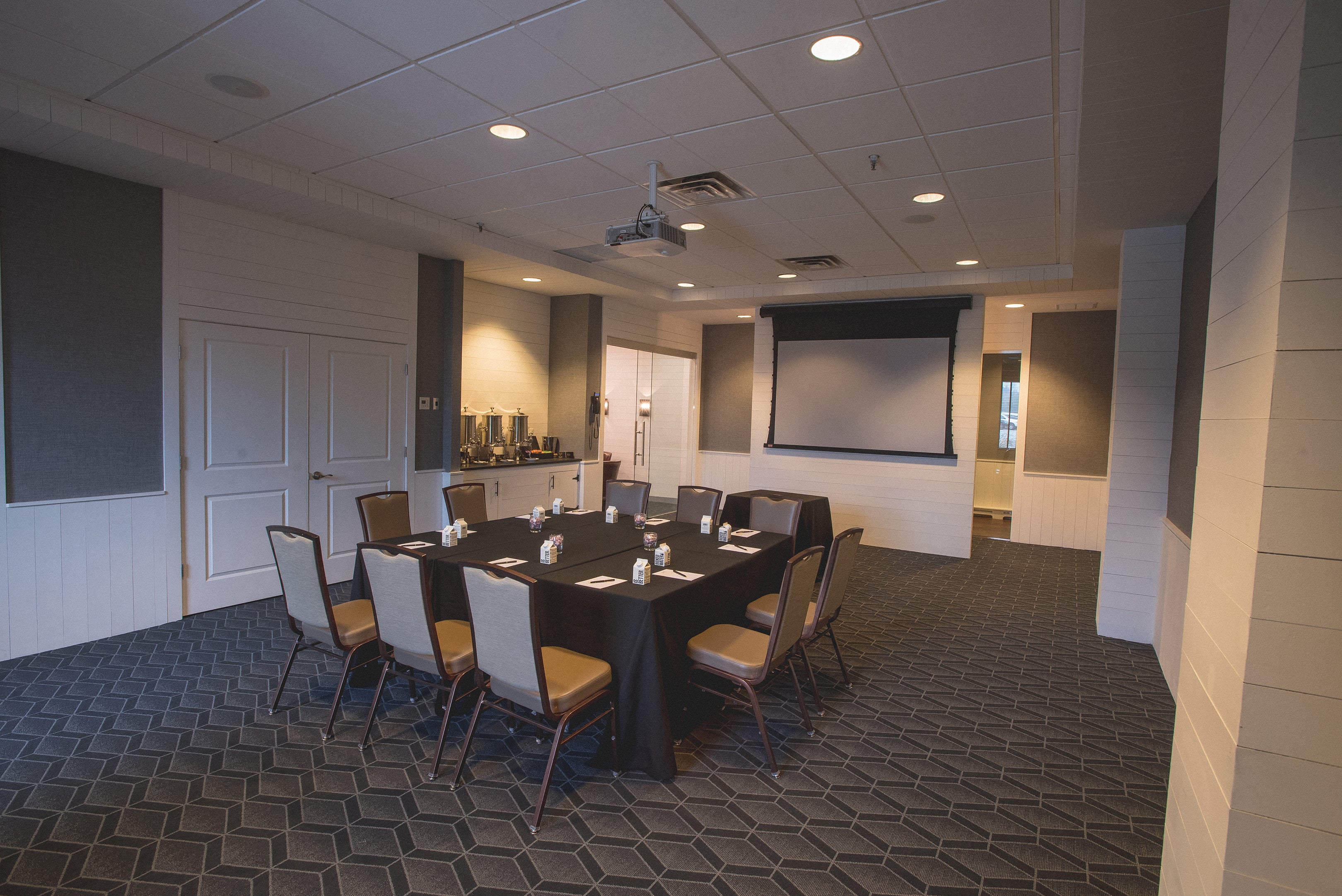 The Amber Room at Minerals Hotel