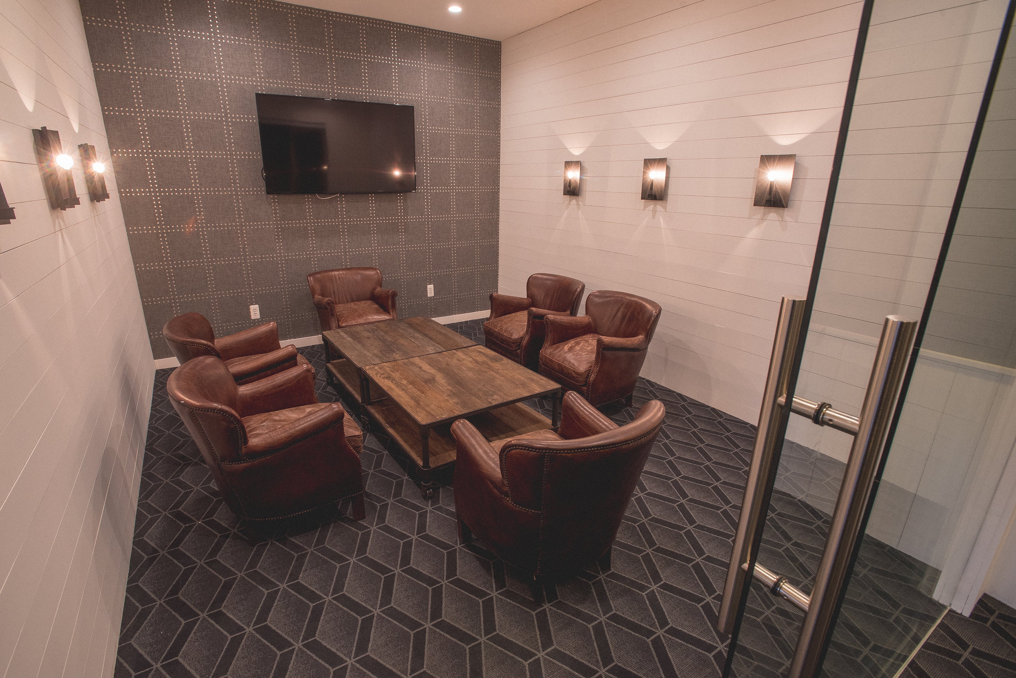 The Amber Room Breakout at Minerals Hotel