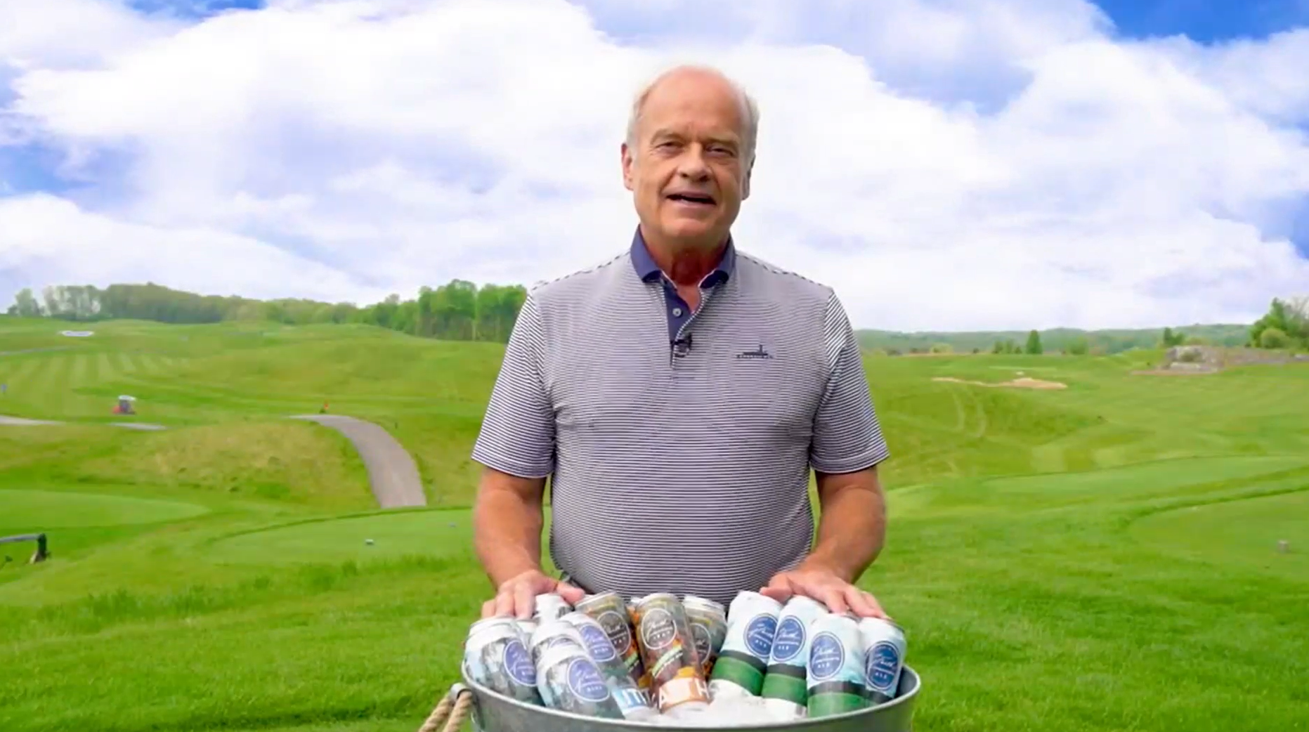 Kelsey Grammer standing with his beer, Faith American.