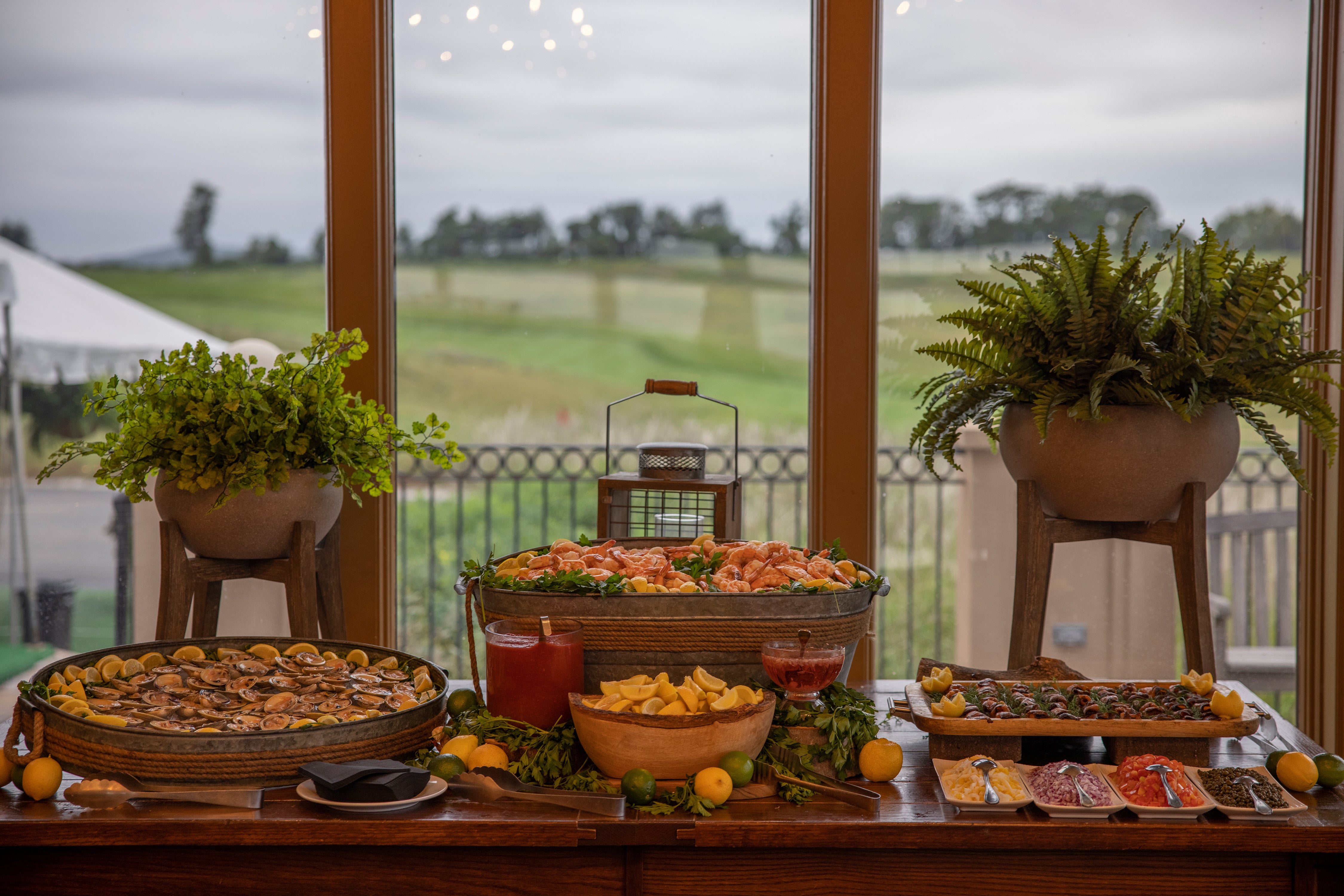 Wedding cocktail hour