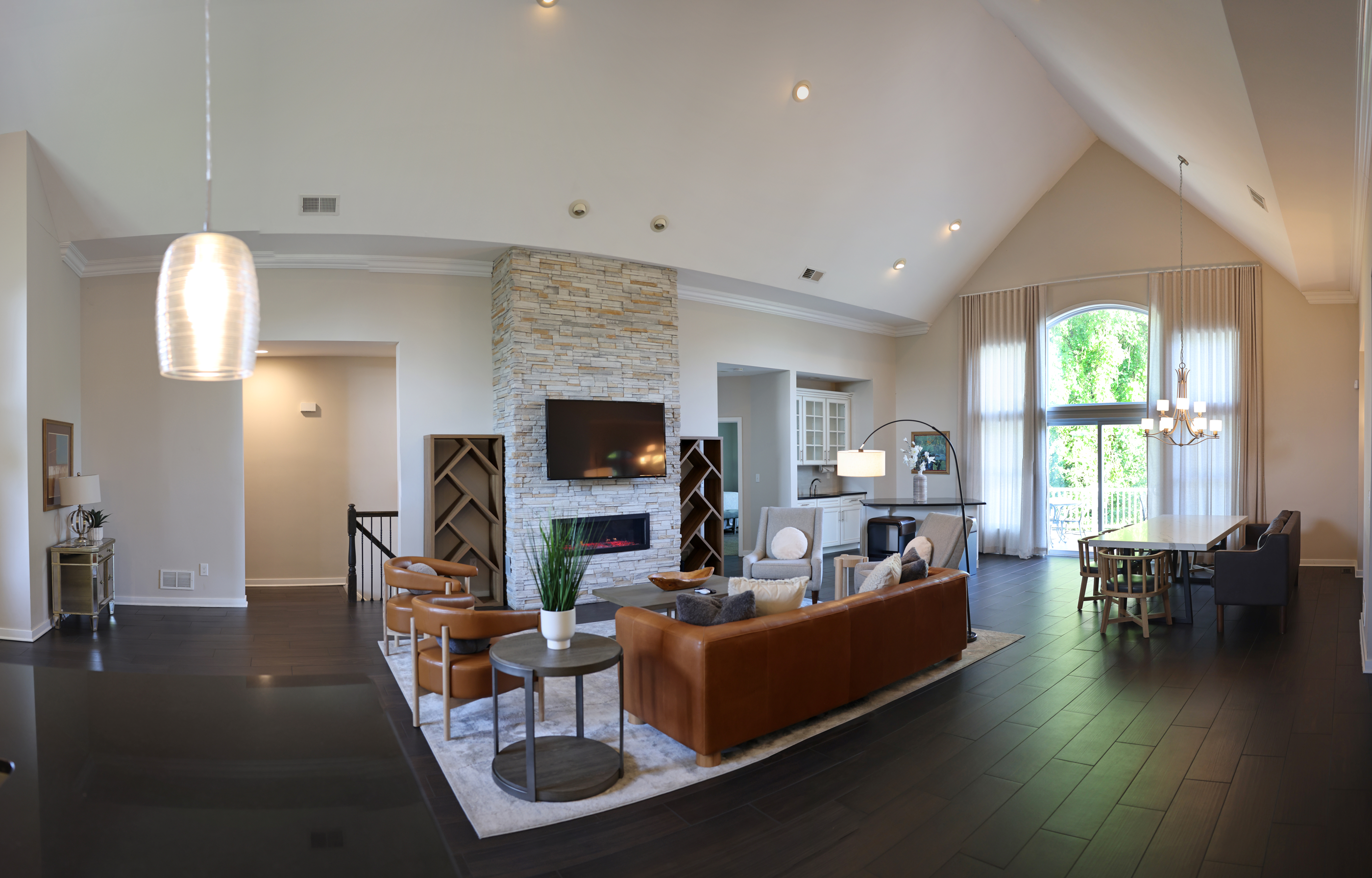 Overview of the living room in the Grand Villa