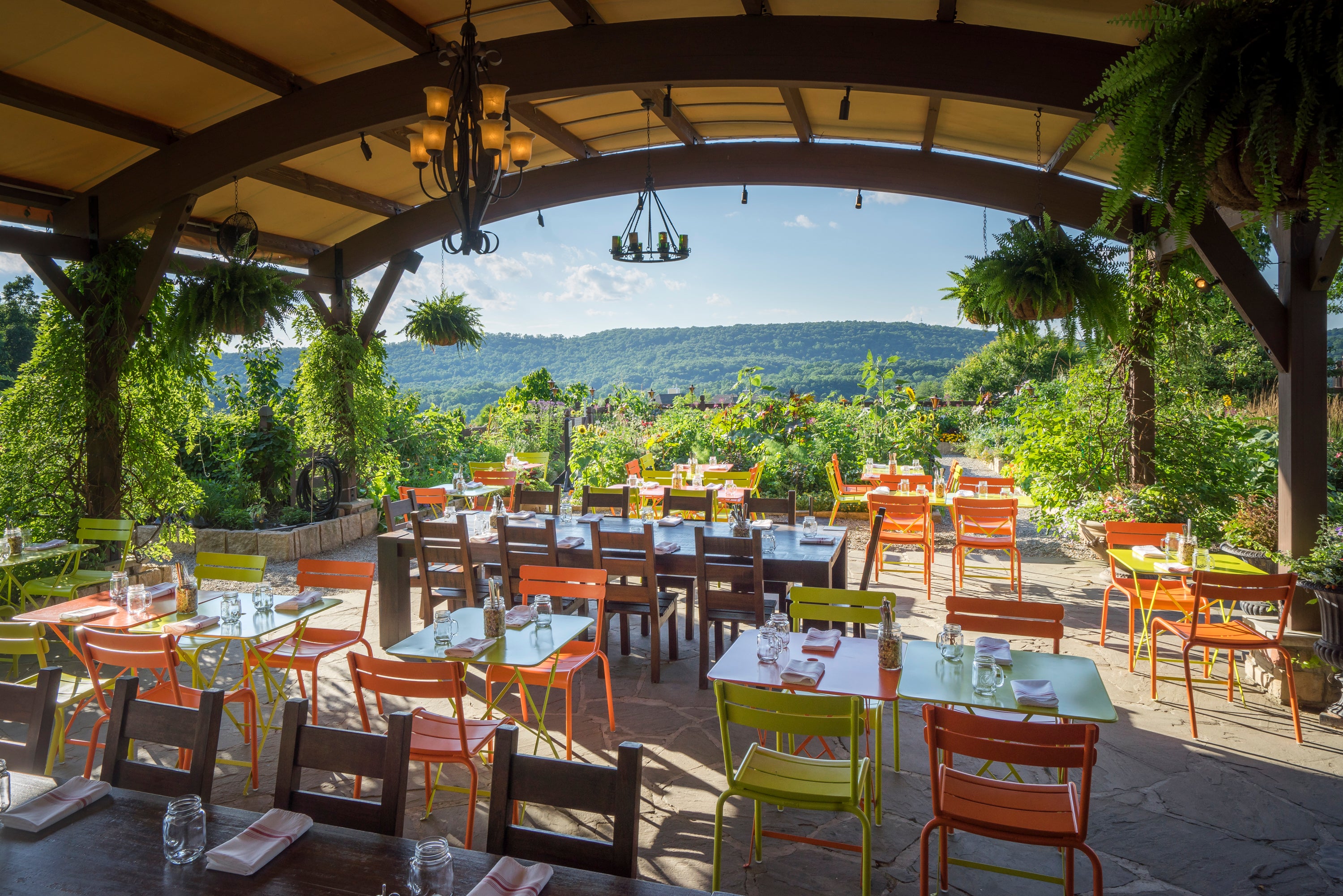 Chef's Garden outdoor seating at Crystal Springs Resort NJ