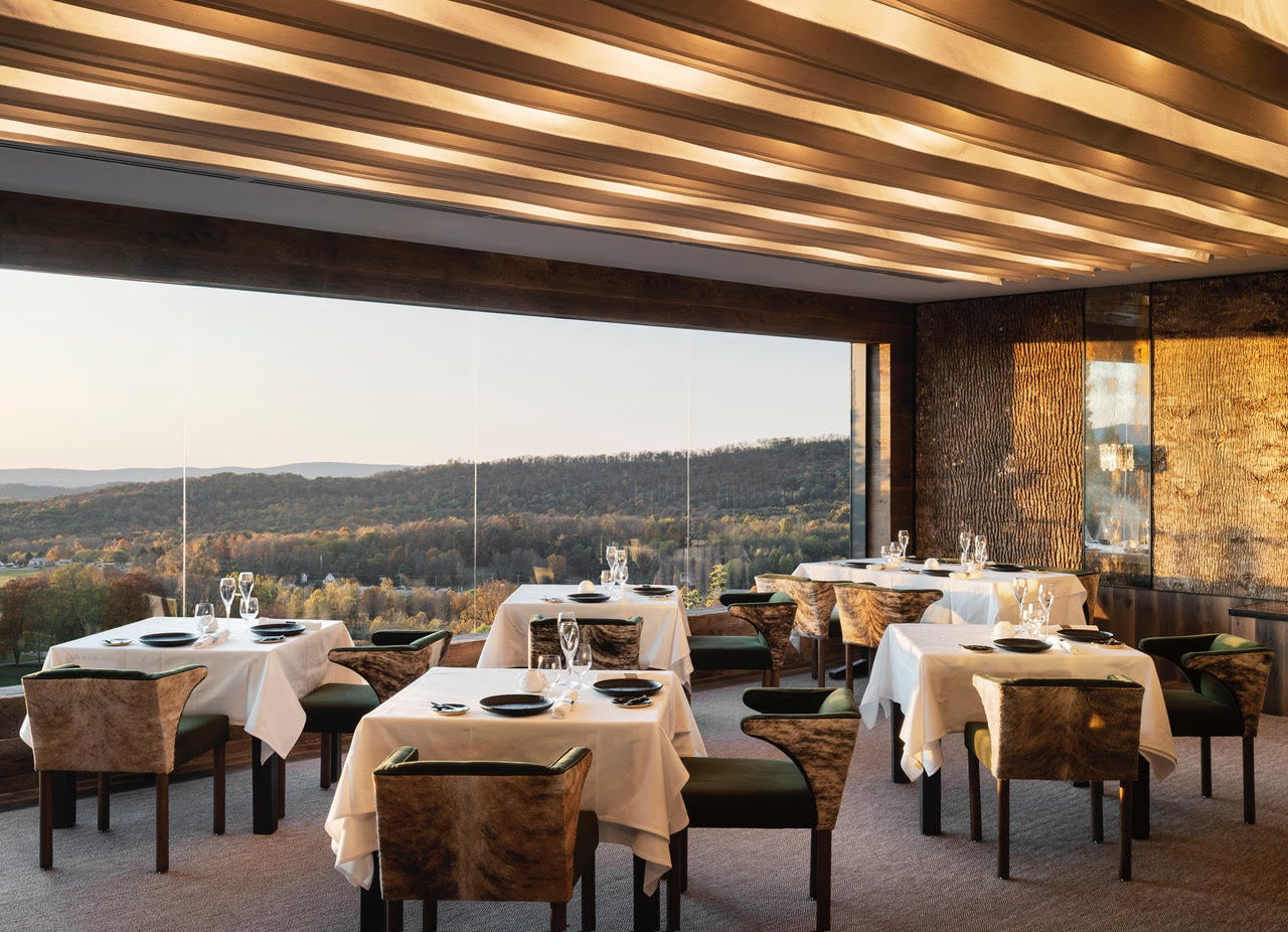 Fall View Outside Restaurant Latour