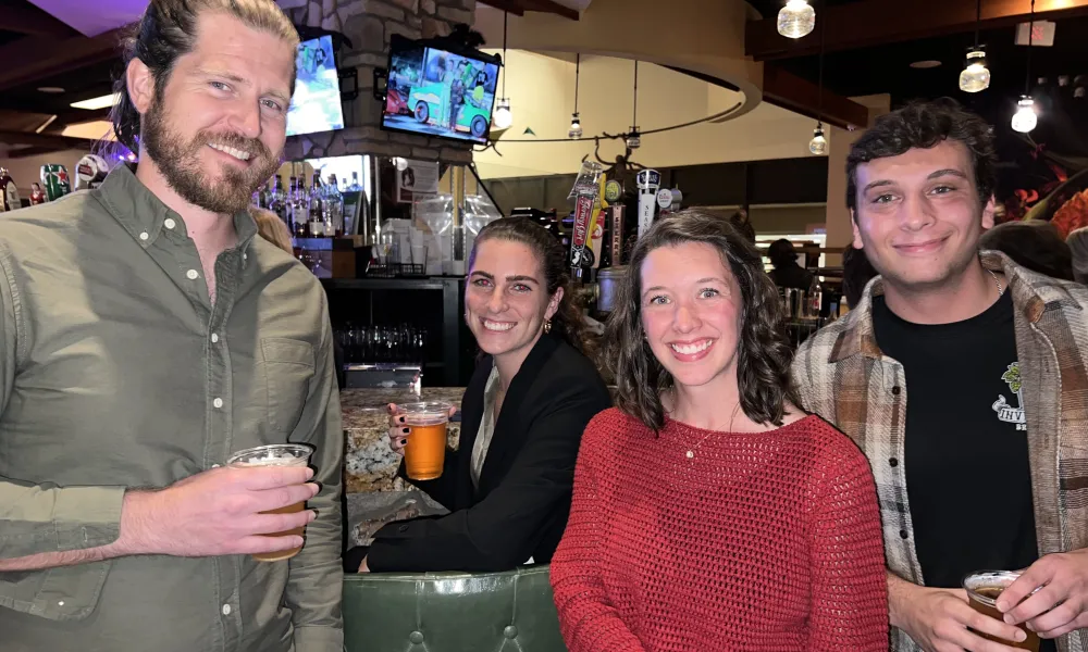 Minerals Sports Club guests enjoying mixer at Kites Restaurant. 