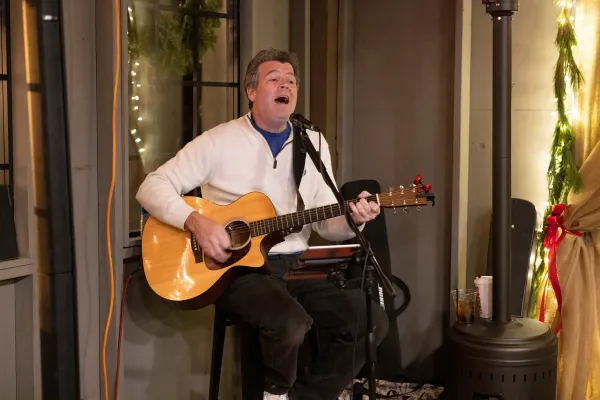 Live music at Frosty's Cantina