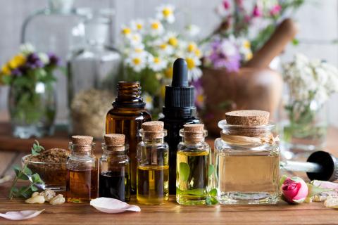 Essential oils teambuilding workshop